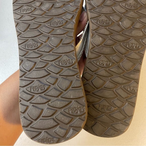 Flojos Women's Ladies Josie Thong Sandals Flip Flops White Memory Foam Size 10 - Picture 5 of 6